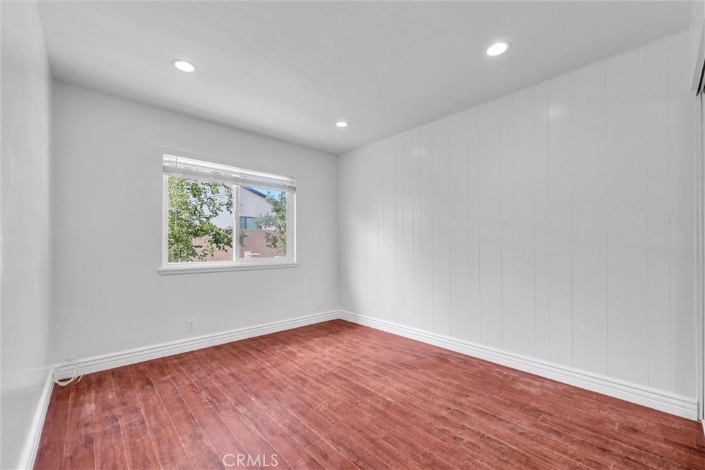 8801 Mays Avenue - Photo 9