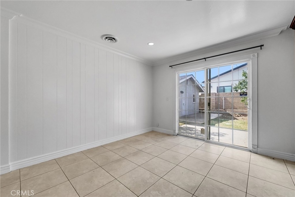 8801 Mays Avenue - Photo 5