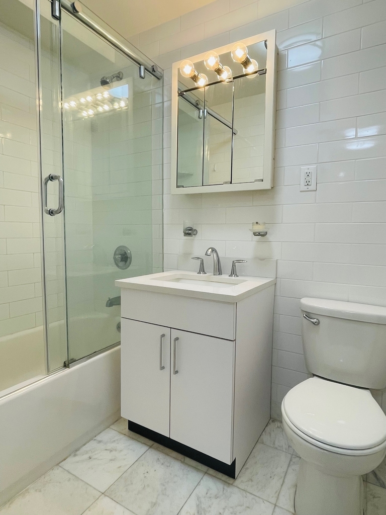 400 East 89th Street - Photo 8