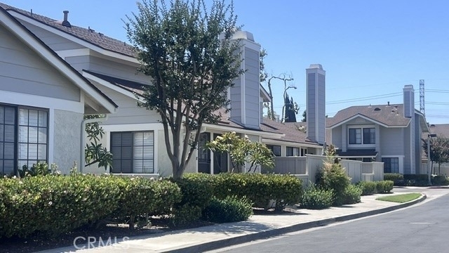 1700 W Cerritos - Photo 1