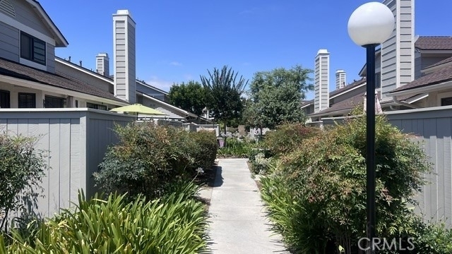 1700 W Cerritos - Photo 3