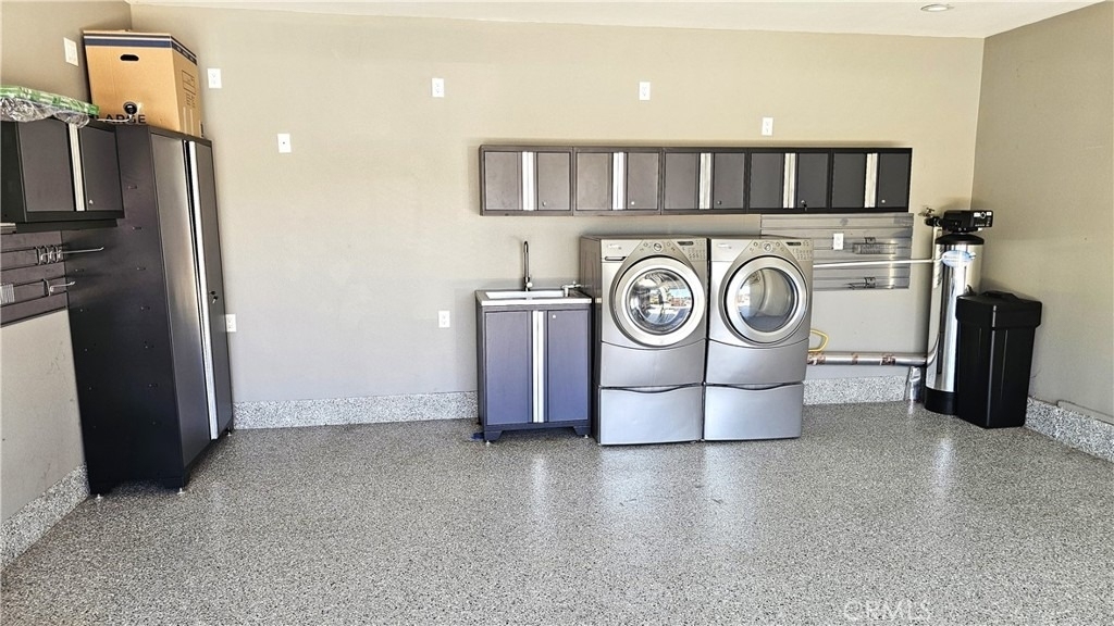 1124 W Woodcrest Avenue - Photo 34