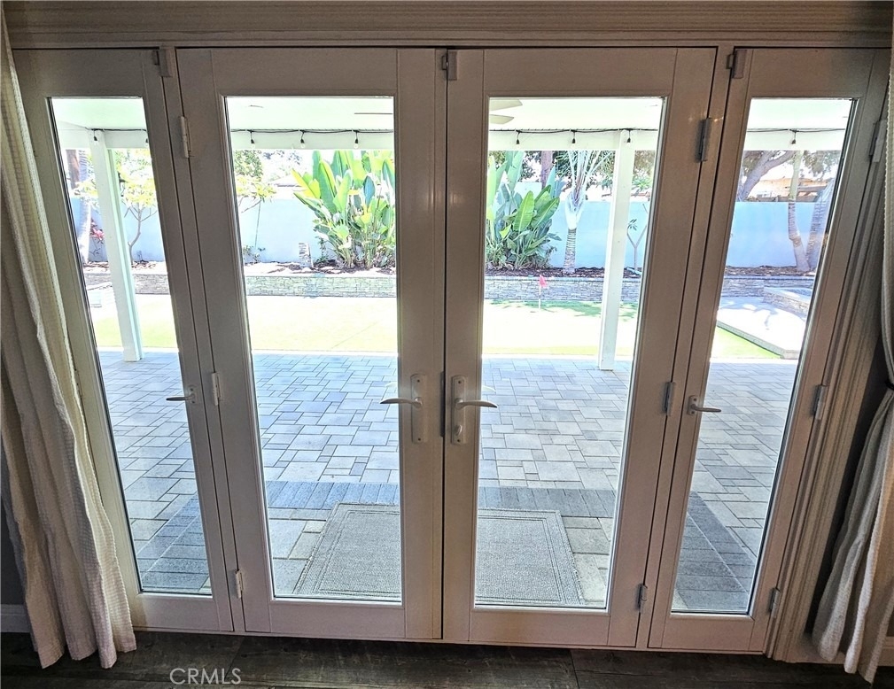 1124 W Woodcrest Avenue - Photo 27