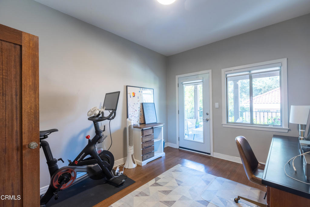 1541 Rose Villa Street - Photo 28