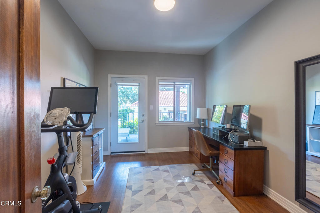 1541 Rose Villa Street - Photo 27