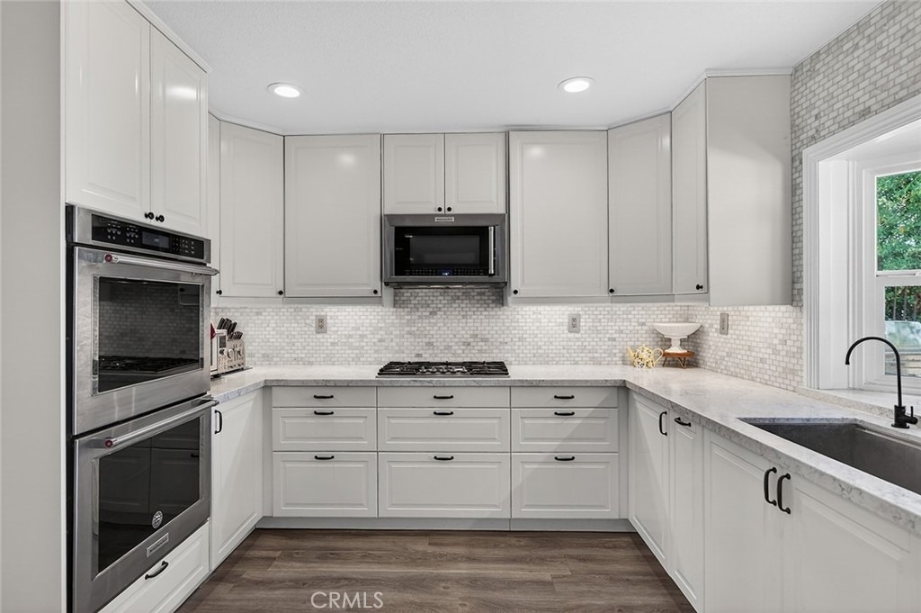 2897 Cape Drive - Photo 7