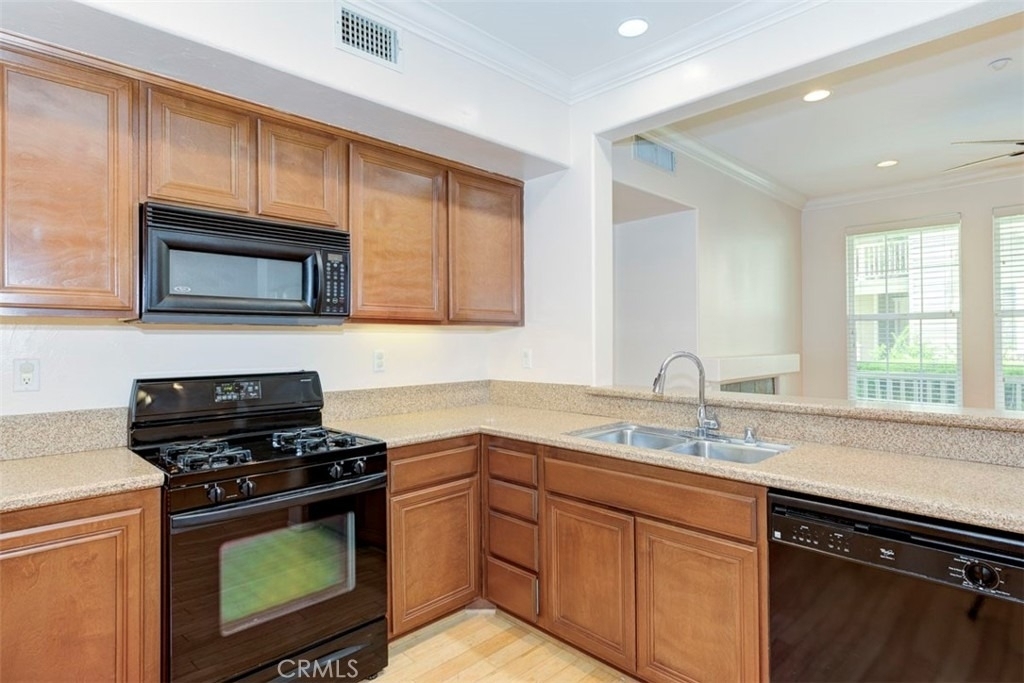 7 Chilmark Street - Photo 9