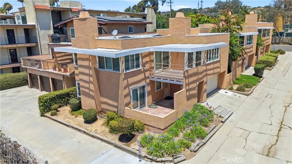 2744 E 20th Street - Photo 37