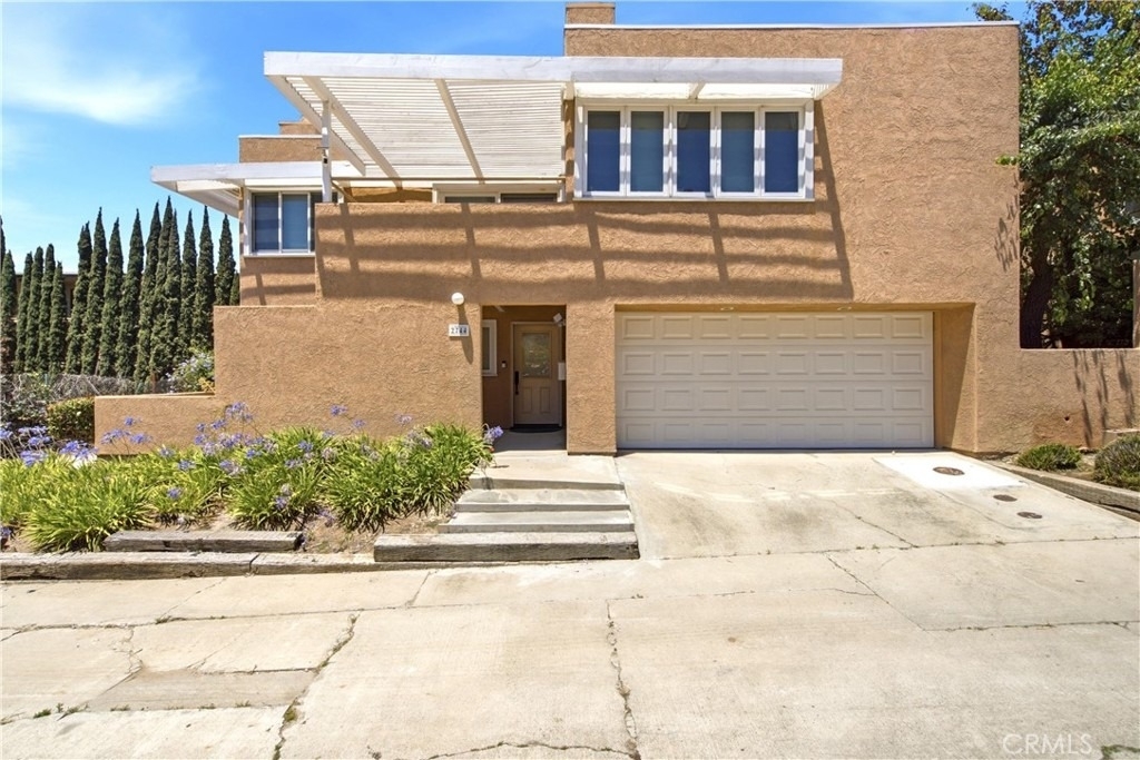 2744 E 20th Street - Photo 2