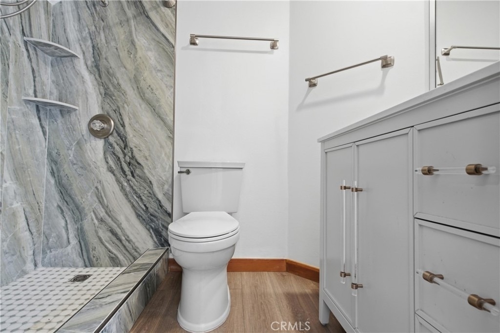 2744 E 20th Street - Photo 11