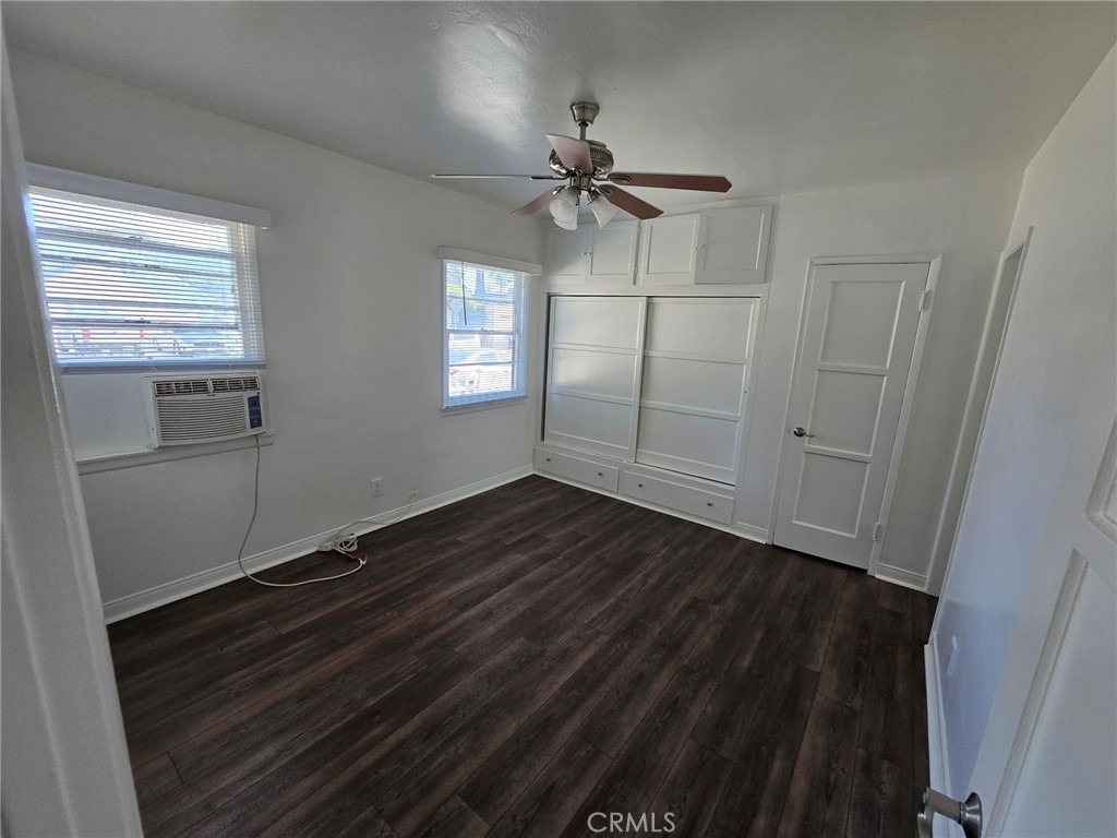 260 W 18th Street - Photo 10