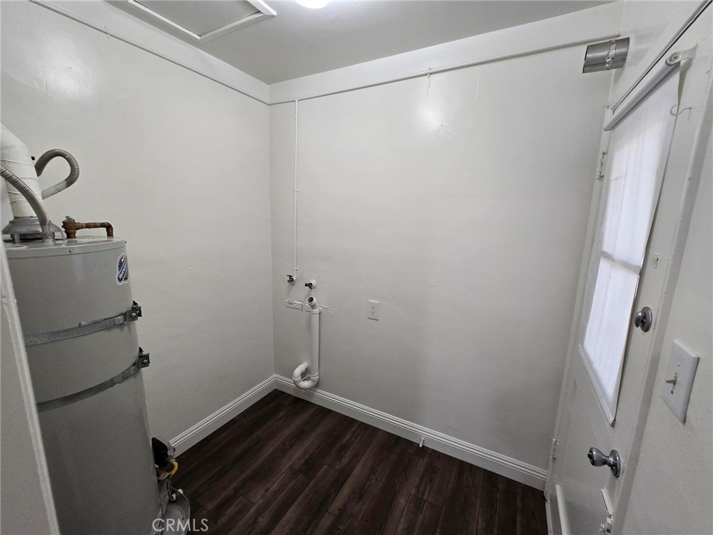 260 W 18th Street - Photo 15