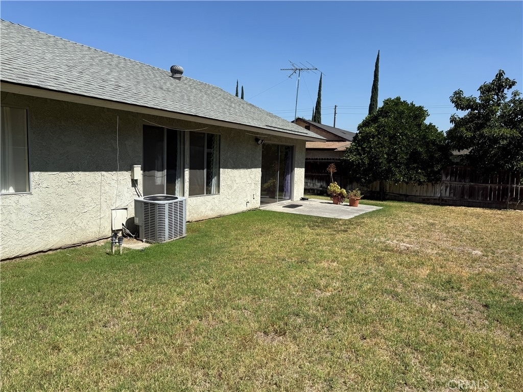 1677 Rosena Avenue - Photo 12