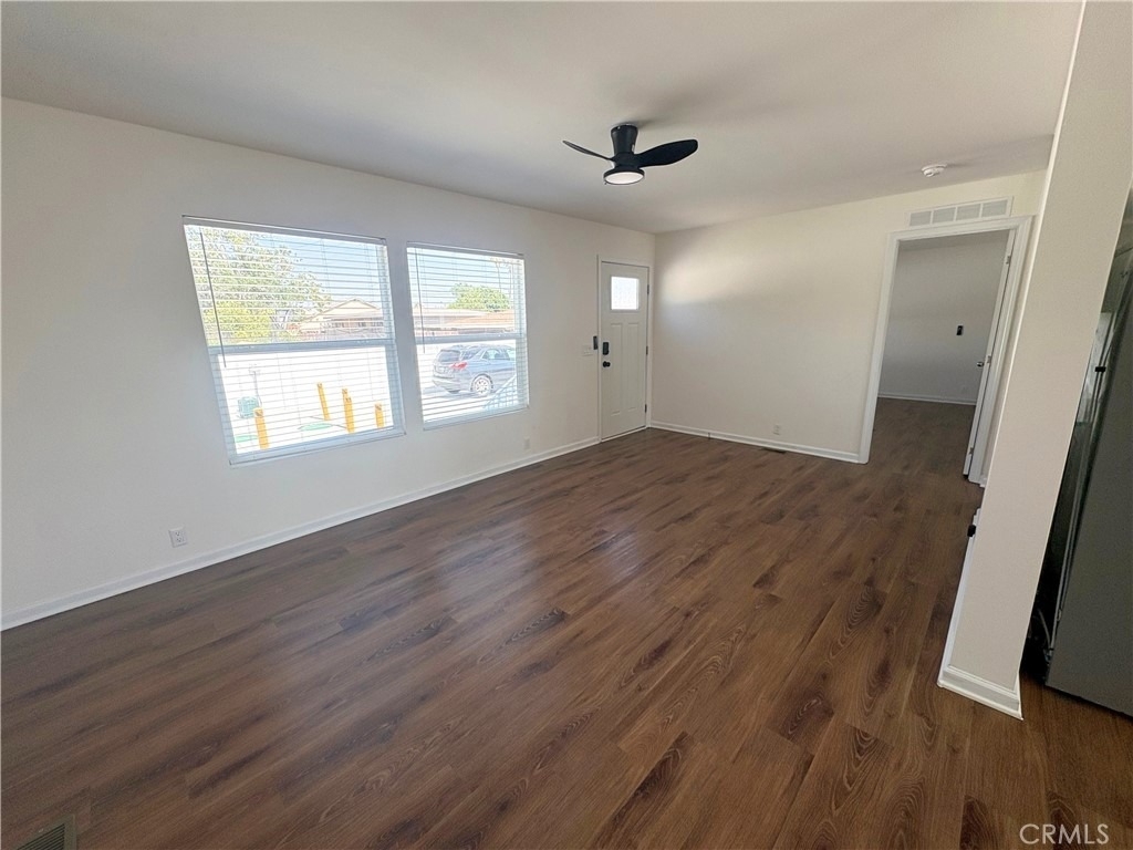 15356 Merrill - Photo 2