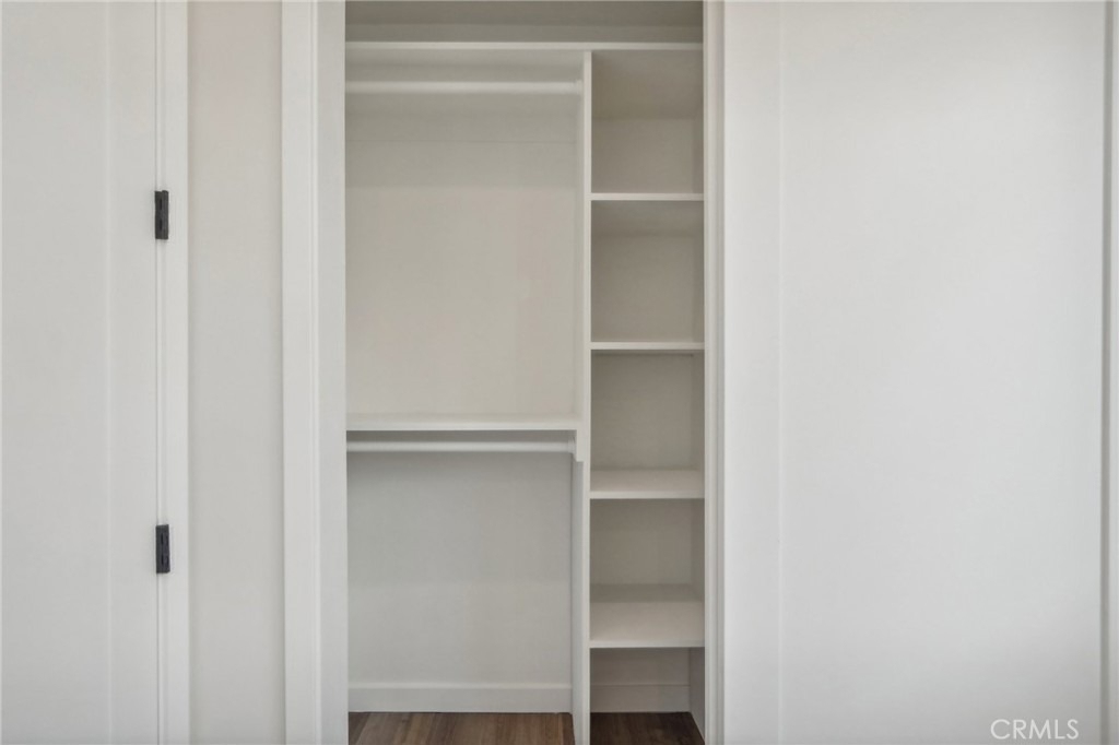 10719 Addison Street - Photo 47