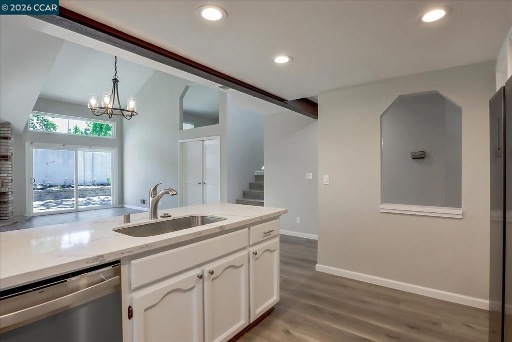 1539 Trimingham Dr - Photo 10