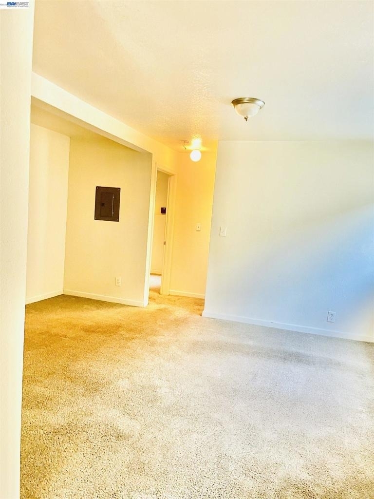2424 E 24th Street - Photo 6