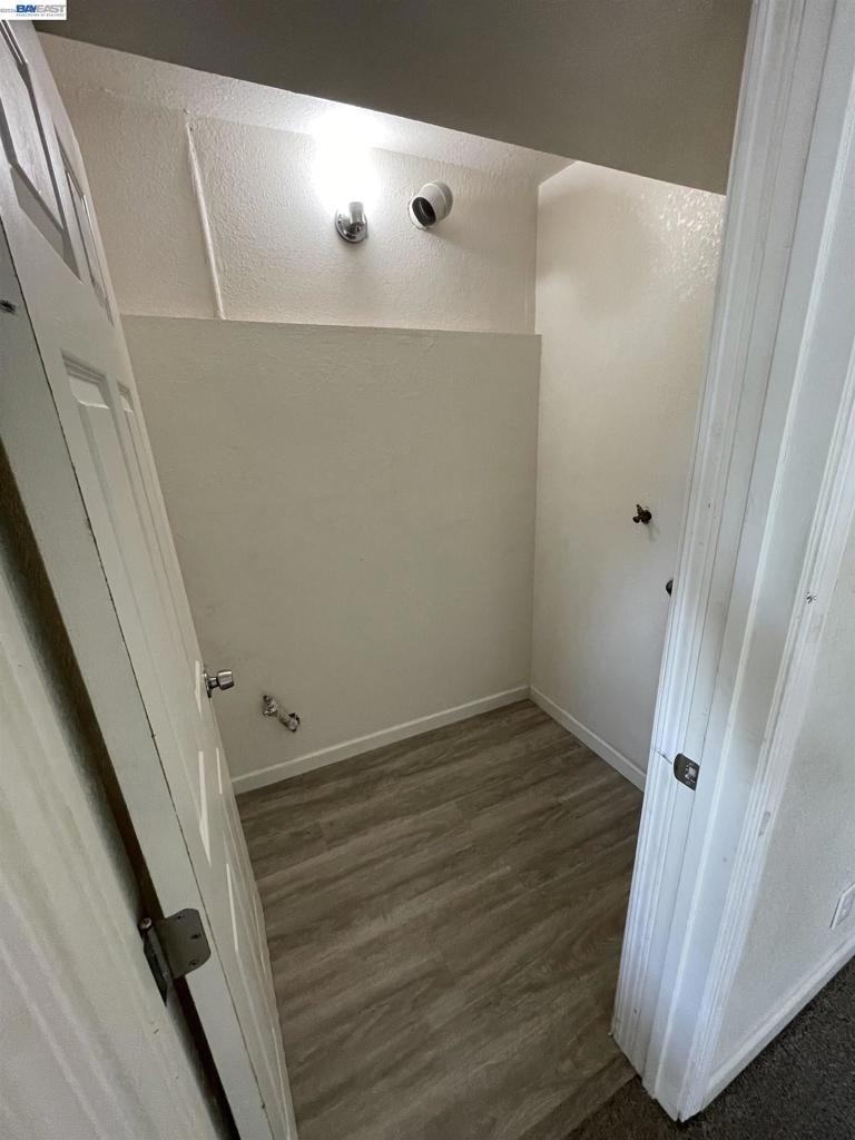 2424 E 24th Street - Photo 9