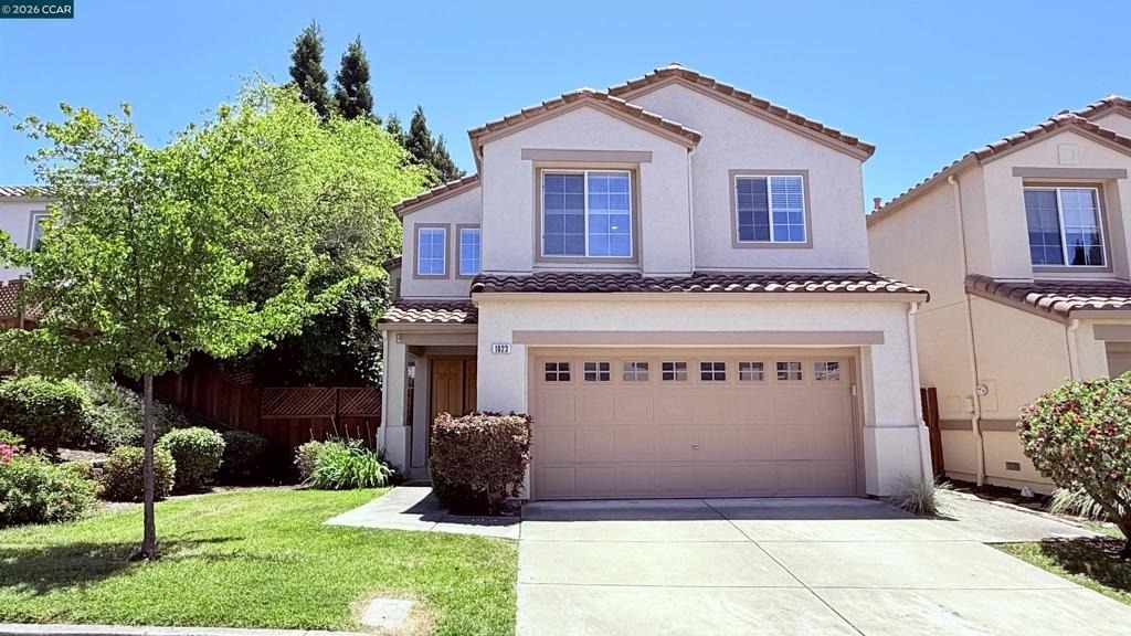 1023 Vista Pointe Cir - Photo 0