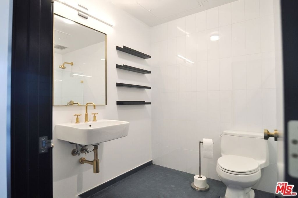 315 E 8th Street - Photo 15