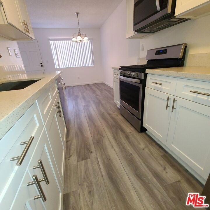 5263 Corteen Place - Photo 7