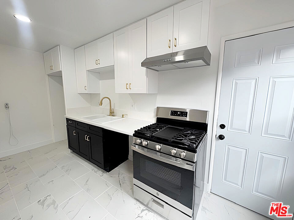 2416 Boone Avenue - Photo 5