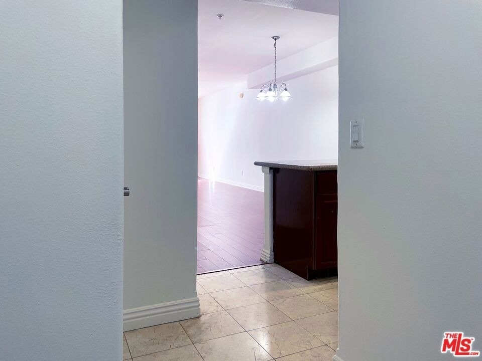 429 S St Andrews Pl - Photo 17