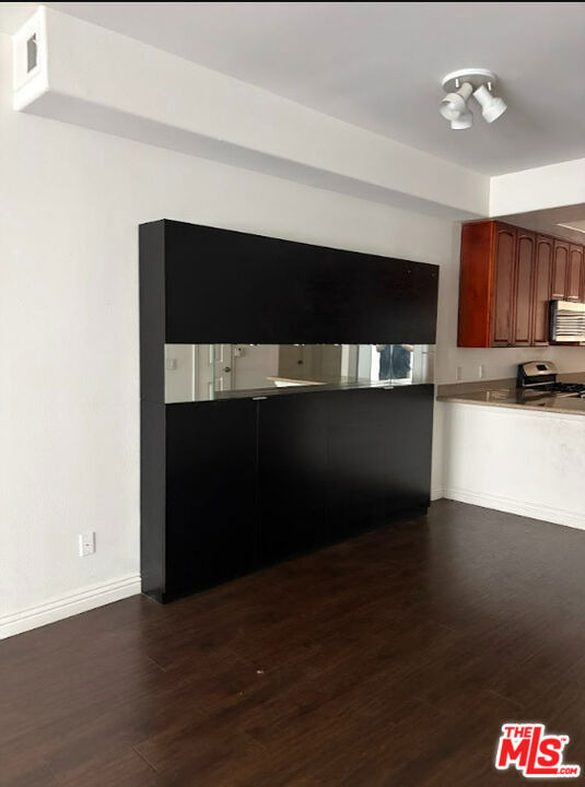 429 S St Andrews Pl - Photo 19