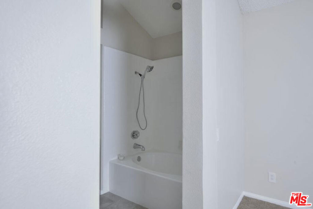 3119 Genoa Court - Photo 37