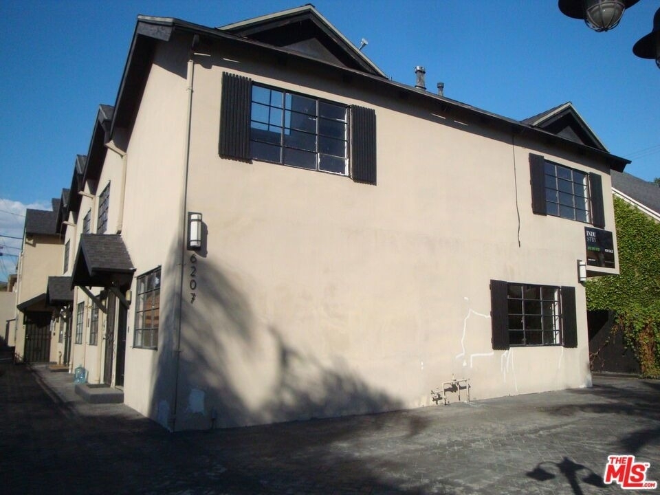 6207 Banner Avenue - Photo 15