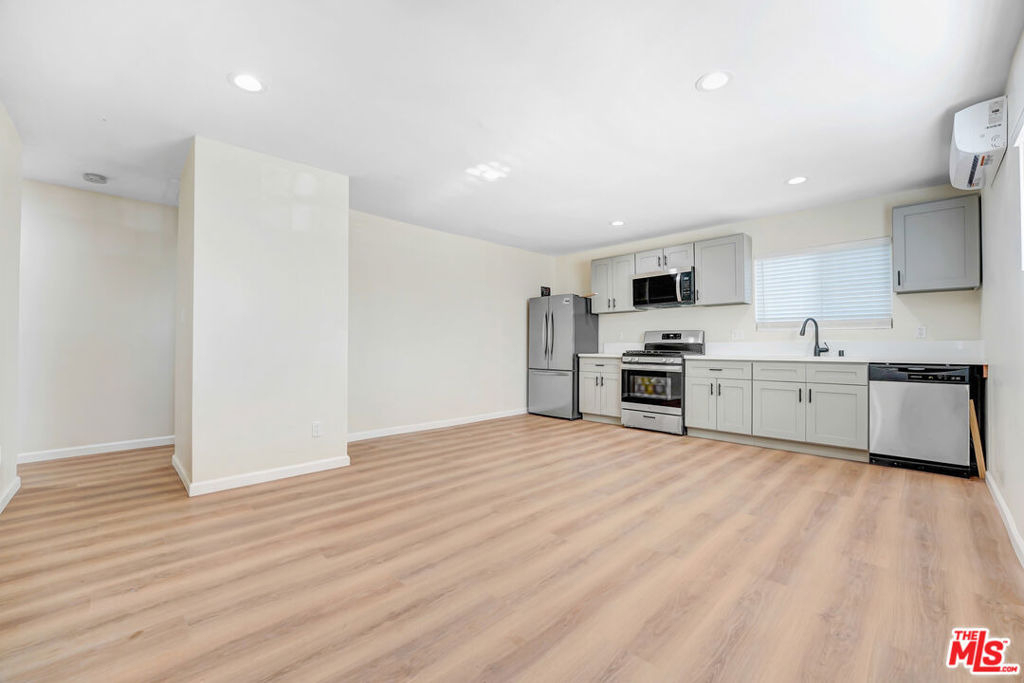 845 N Hagar Street - Photo 1