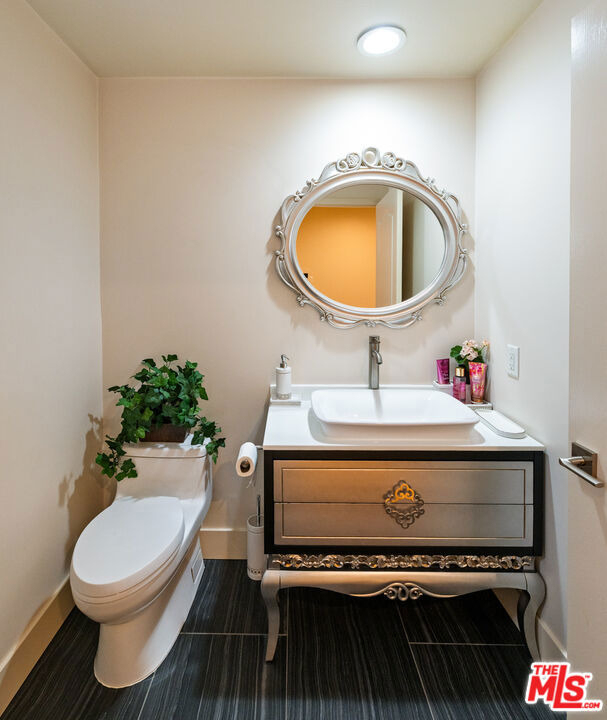 575 S Barrington Avenue - Photo 28