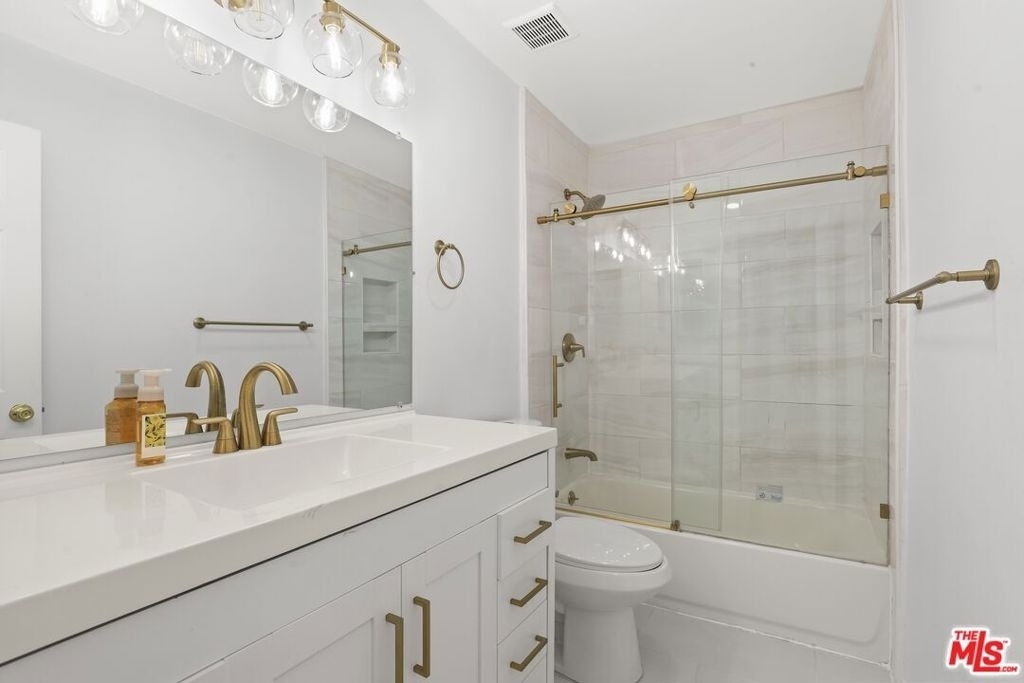 4900 Overland Avenue - Photo 1