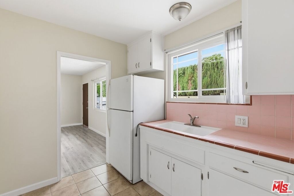 1361 Yosemite Drive - Photo 1