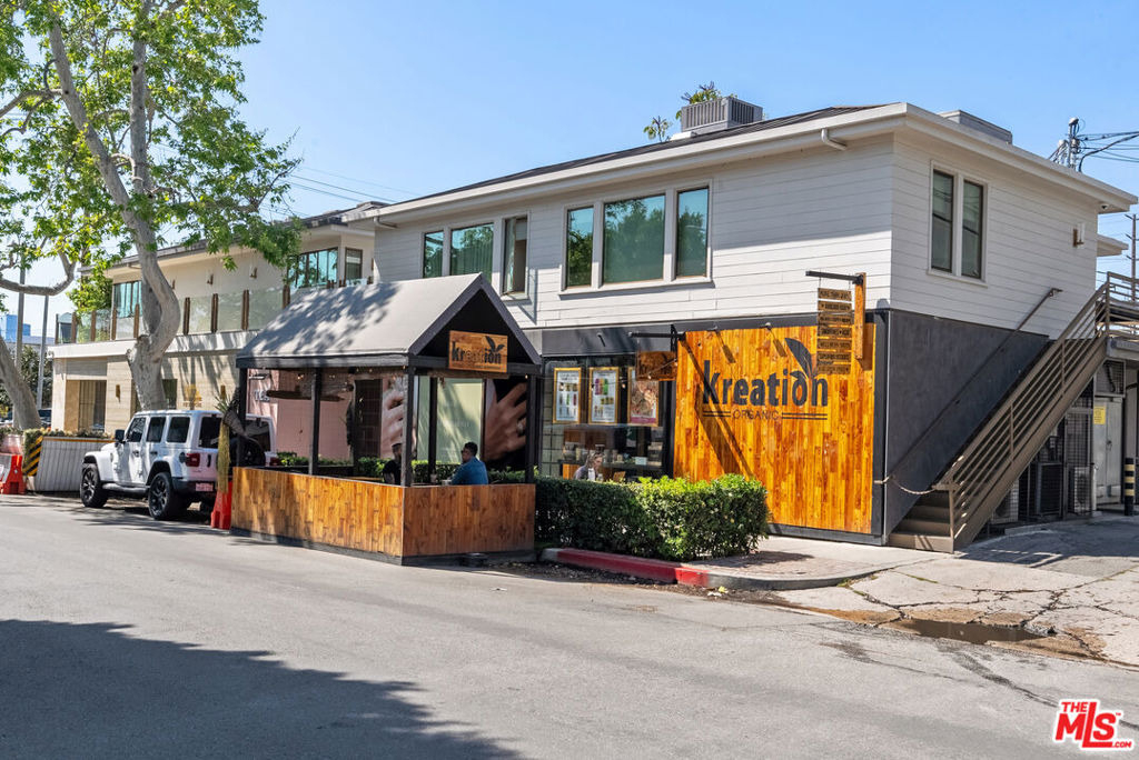744 N Alfred Street - Photo 43