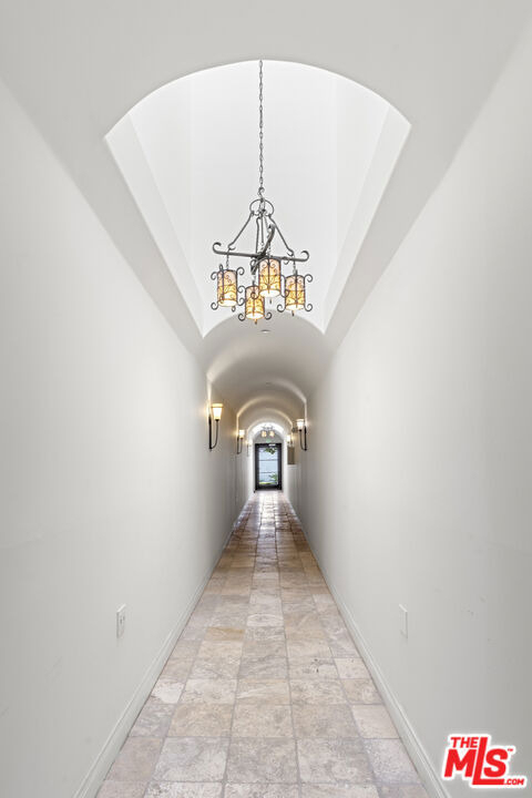 744 N Alfred Street - Photo 2