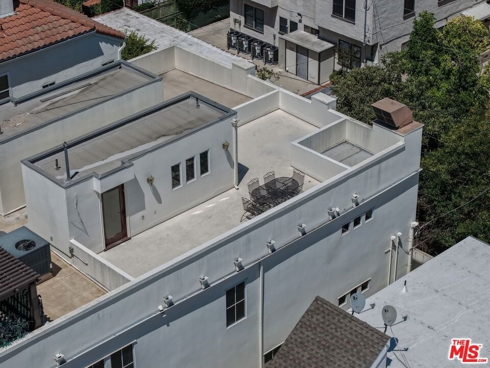 744 N Alfred Street - Photo 49
