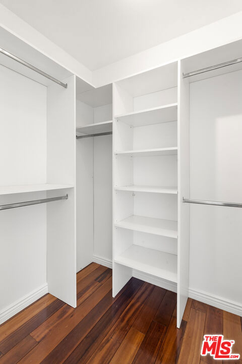 744 N Alfred Street - Photo 30