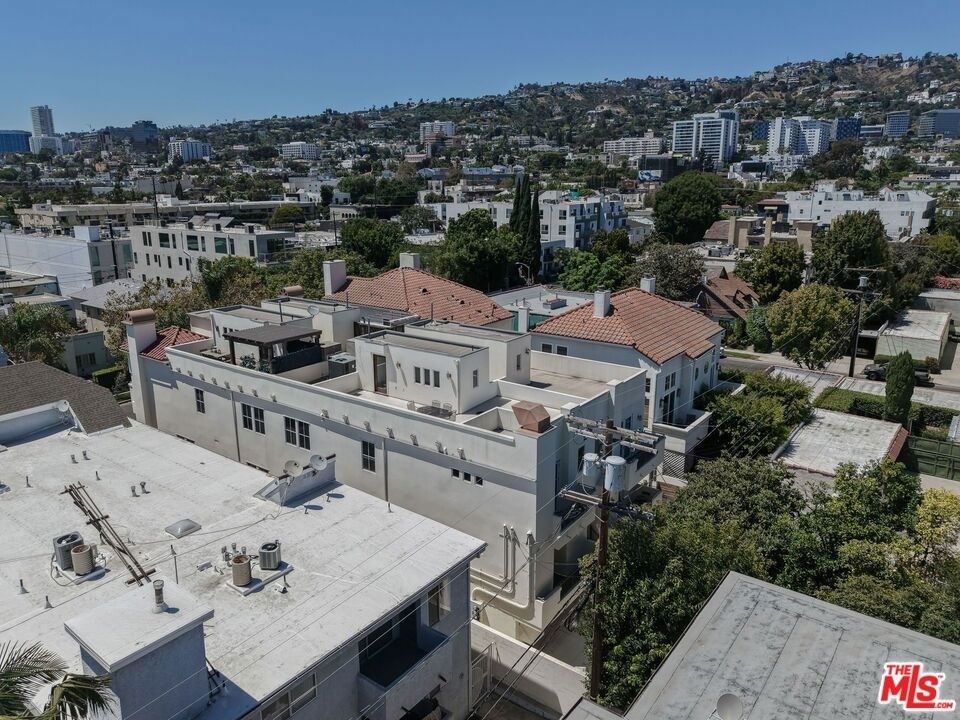 744 N Alfred Street - Photo 55