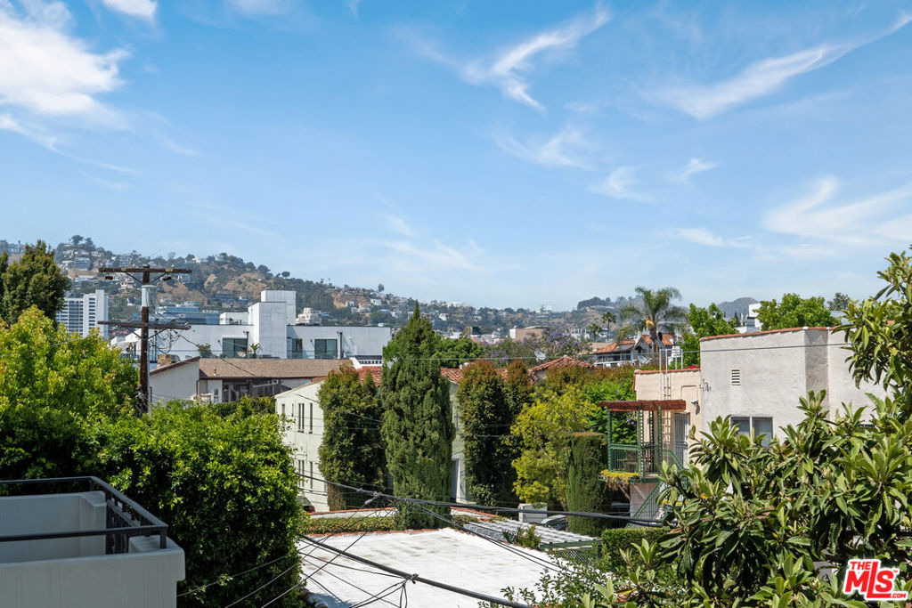 744 N Alfred Street - Photo 23