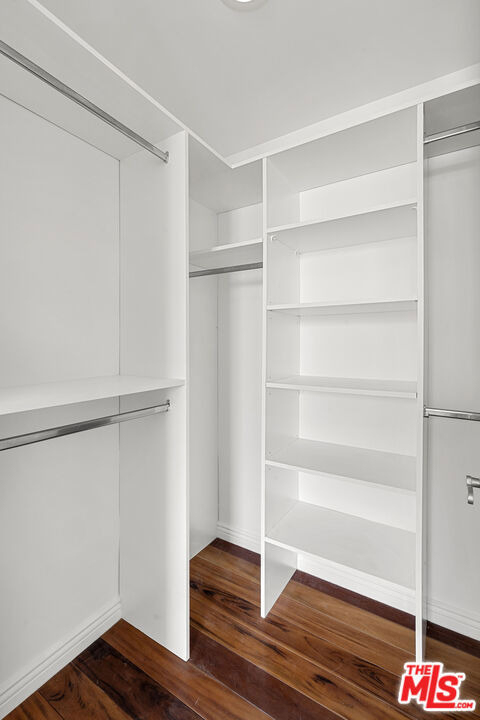 744 N Alfred Street - Photo 35