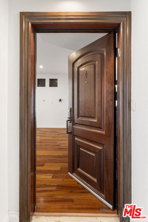 744 N Alfred Street - Photo 3