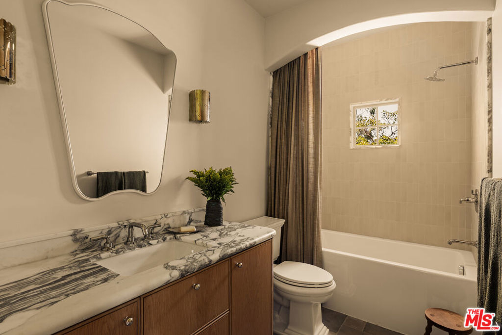 330 7th Street - Photo 22