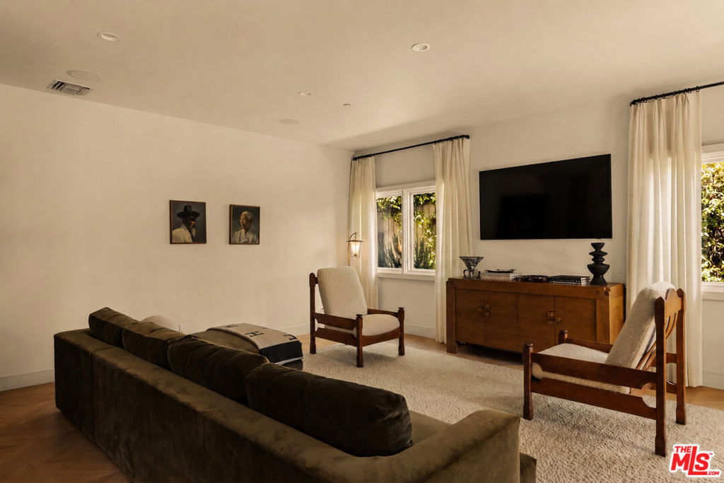 330 7th Street - Photo 6