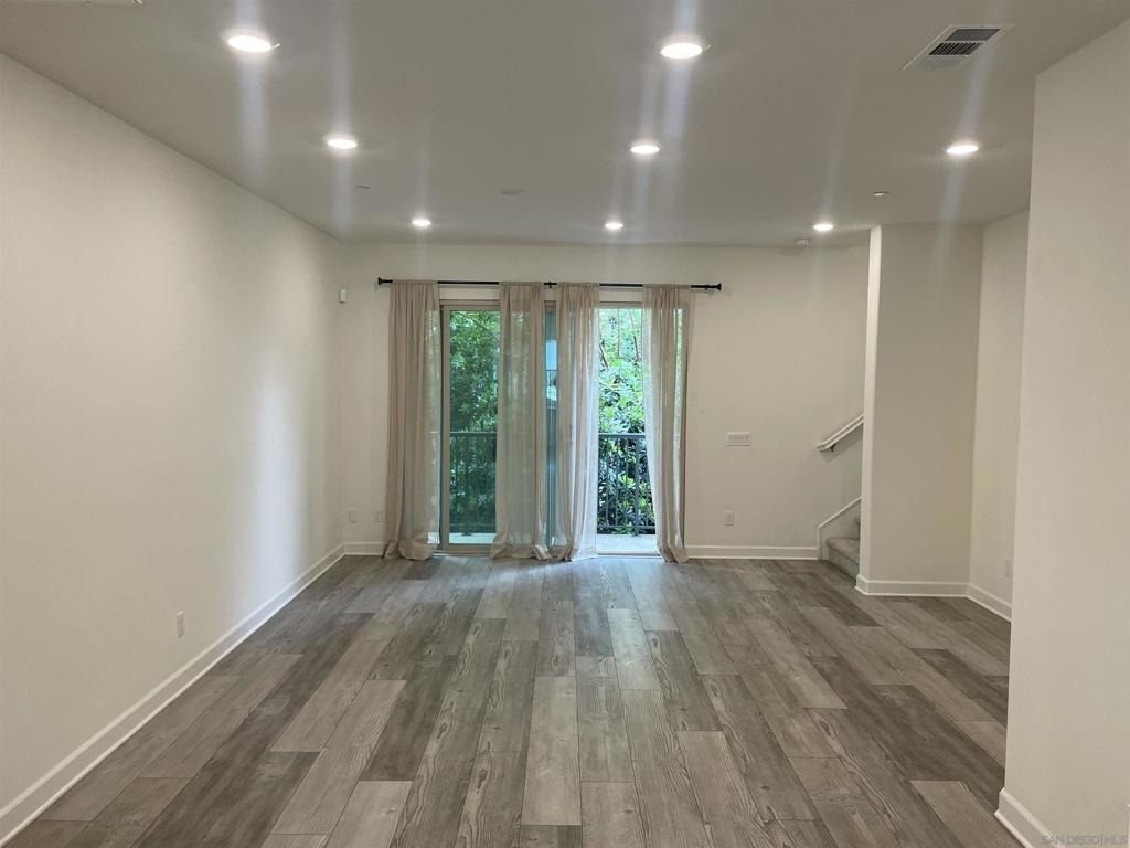 4374 Nautilus Way - Photo 5