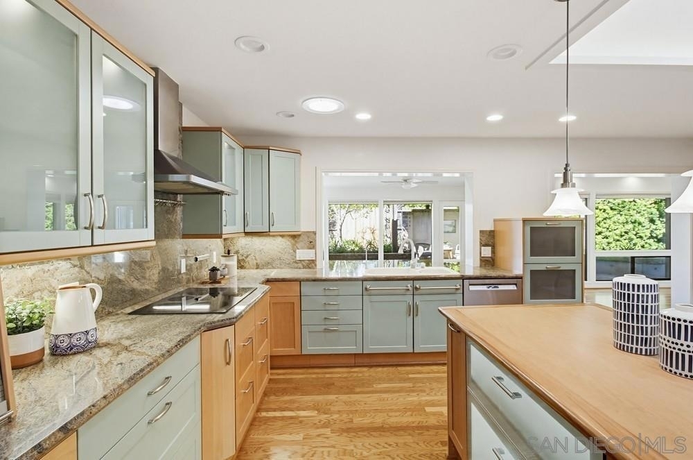8635 Cliffridge - Photo 11