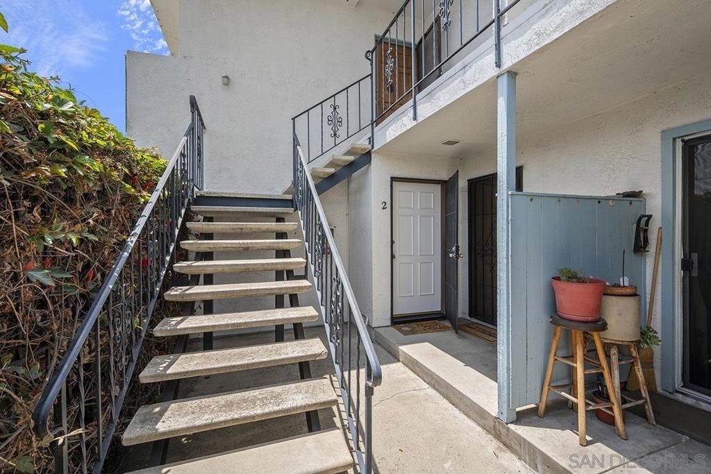 2108 3rd Ave - Photo 4