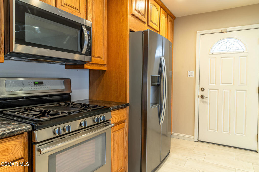 3590 Evans Drive - Photo 5