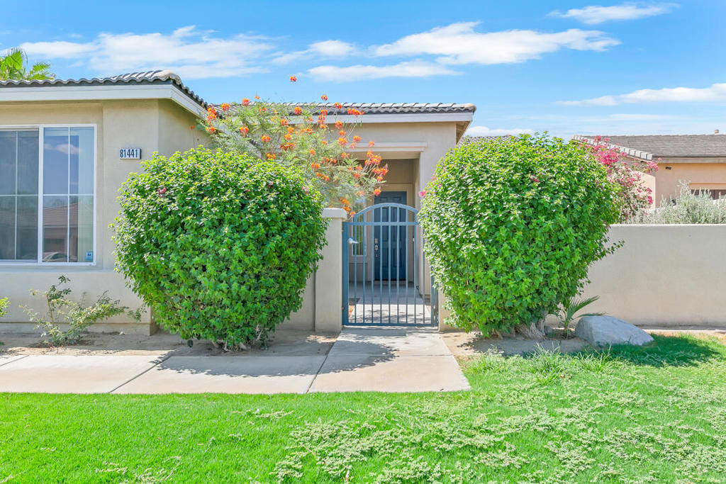 81441 Avenida Gonzalez - Photo 1