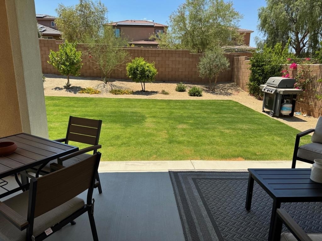 35403 Bains Avenue - Photo 11